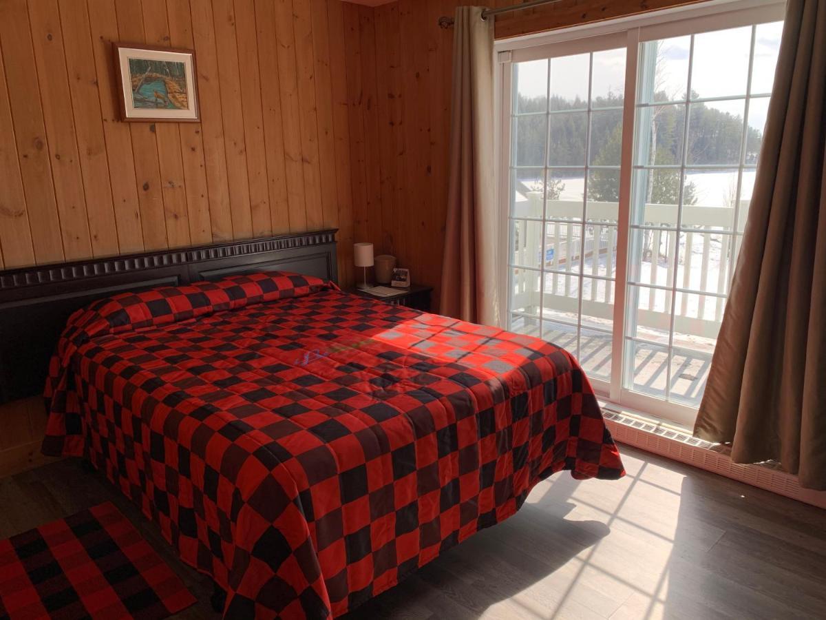 Pourvoirie Du Lac Blanc Saint-Alexis-des-Monts Zewnętrze zdjęcie