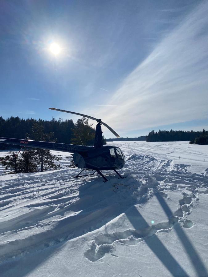 Pourvoirie Du Lac Blanc Saint-Alexis-des-Monts Zewnętrze zdjęcie