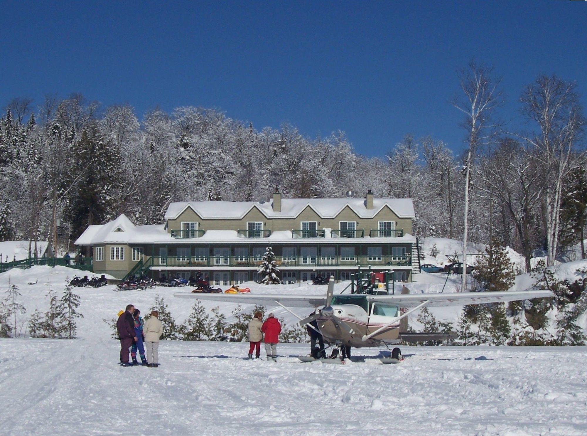 Pourvoirie Du Lac Blanc Saint-Alexis-des-Monts Zewnętrze zdjęcie